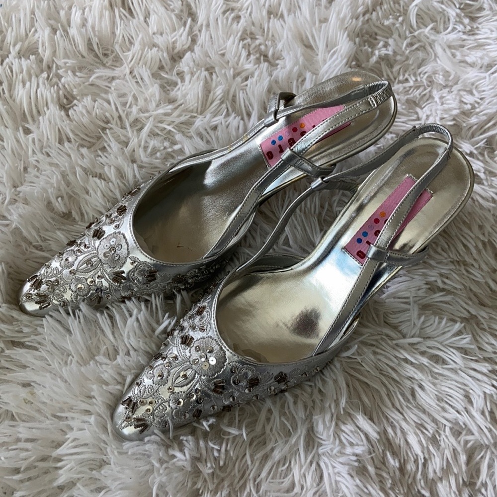 Salero Sliver Sequin 4in Heels Lacey Sz 7